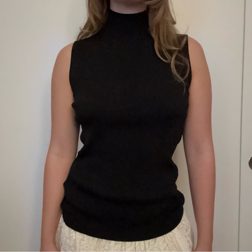 Black Sleeveless Turtleneck Top